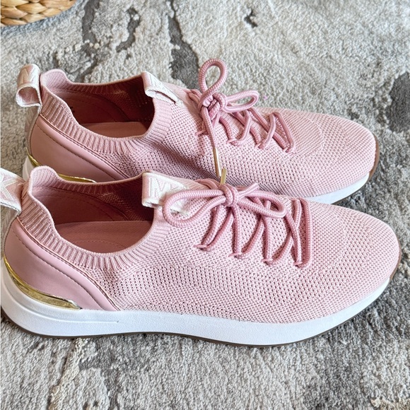 Michael Kors shoes EUC - Picture 7 of 8